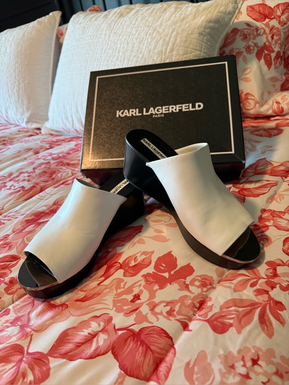 Karl Lagerfeld White Leather Slide Clogs with Black Platform